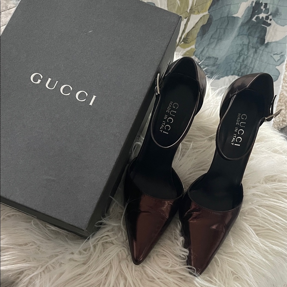 Gucci Women’s Burgundy Patent Leather Pointed-Toe Heels with Ankle Strap